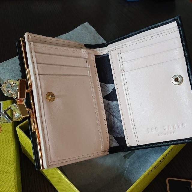 【美品】TED BAKER　財布　ミニ財布　コンパクト　折りたたみ　レザー　黒 2