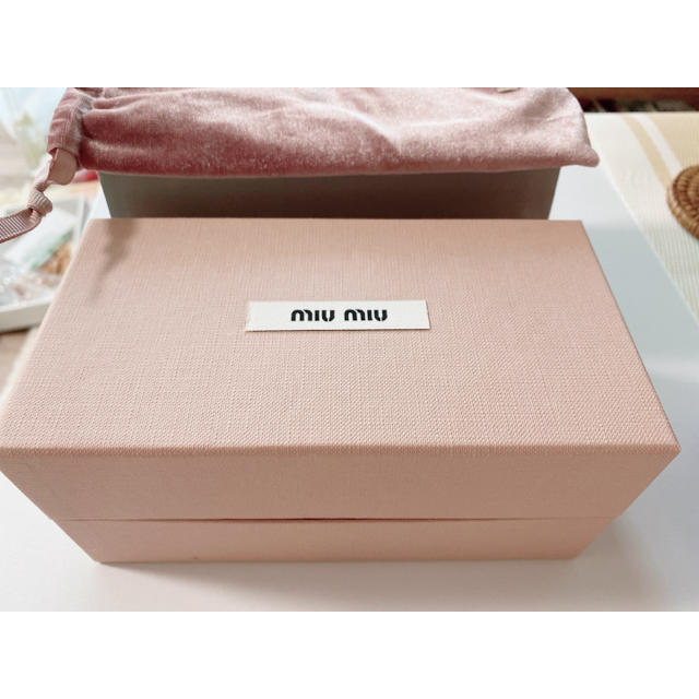 miumiu(ミュウミュウ)のmiumiu サングラス ♡ レディースのファッション小物(サングラス/メガネ)の商品写真