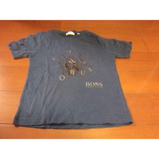 ヒューゴボス(HUGO BOSS)のキッズ　Ｔシャツ　ＢＯＳＳ　サイズ4　紺色(Tシャツ/カットソー)