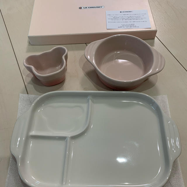 Le Creuset ルクルーゼ ベビー 食器 ピンク Le Creuset Baby お皿 熊の通販 By さん S Shop ルクルーゼならラクマ