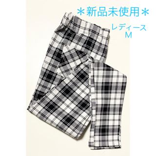 ユニクロ(UNIQLO)の＊新品未使用＊ レディース　美脚ストレッチレギンスパンツ ブラックチェック(レギンス/スパッツ)