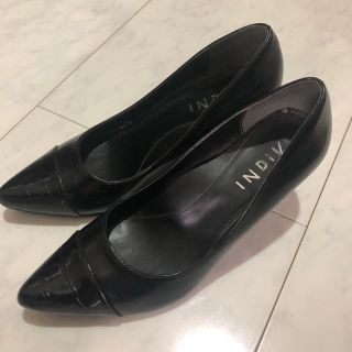 インディヴィ(INDIVI)のINDIVI パンプス 24.5cm(ハイヒール/パンプス)