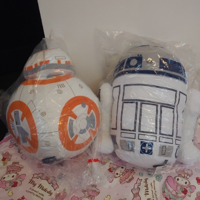 Disney(ディズニー)の新品♡ディズニー♡スターウォーズ♡R2-D2♡BB-8♡ エンタメ/ホビーのおもちゃ/ぬいぐるみ(キャラクターグッズ)の商品写真