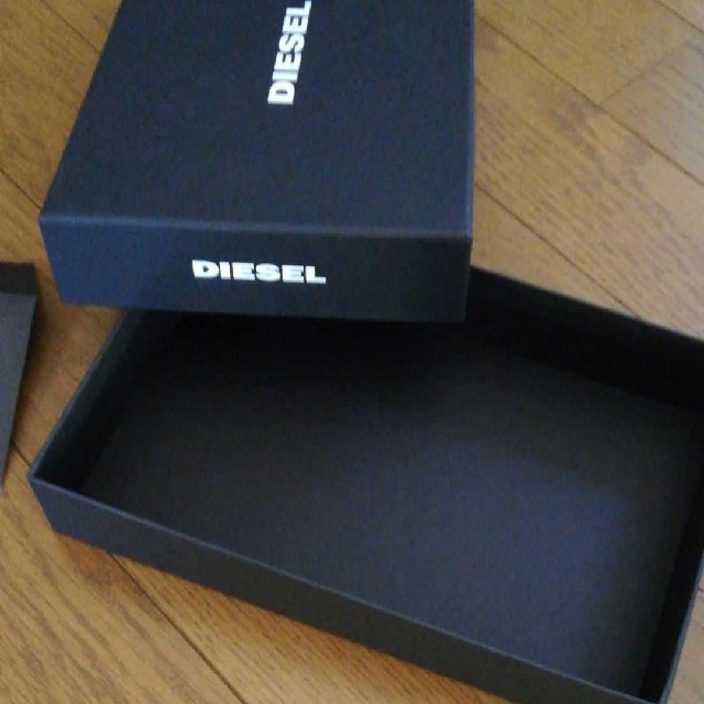 DIESEL(ディーゼル)のディーゼル　SHOPバックと箱セット レディースのバッグ(ショップ袋)の商品写真