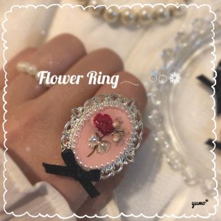 エブリン(evelyn)のFlowerRing‪𓂃 𓈒𓏸◌‬❁ 指輪 量産 お花 ハンドメイド(リング)