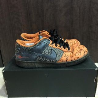 HUF - dunk HUF QUAKEの通販 by こーや's shop｜ハフならラクマ