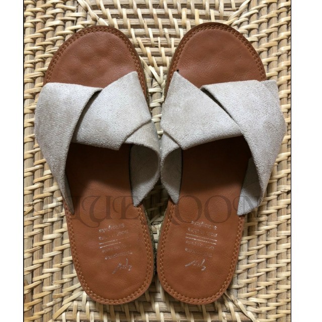 サンダル25cm カジュアル ペタンコ ベージュビーチサンダル レディースの靴/シューズ(サンダル)の商品写真