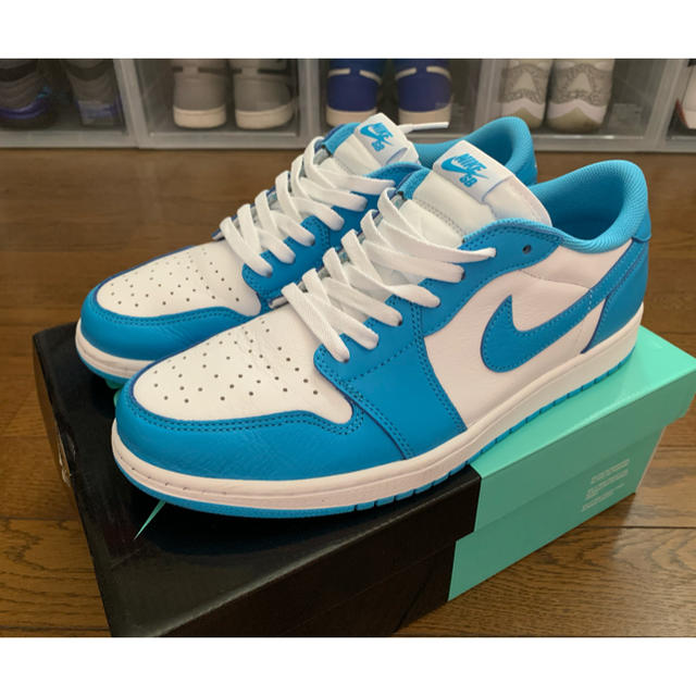 NIKE(ナイキ)のNIKE SB AIR JORDAN 1 LOW QS UNC ジョーダン メンズの靴/シューズ(スニーカー)の商品写真