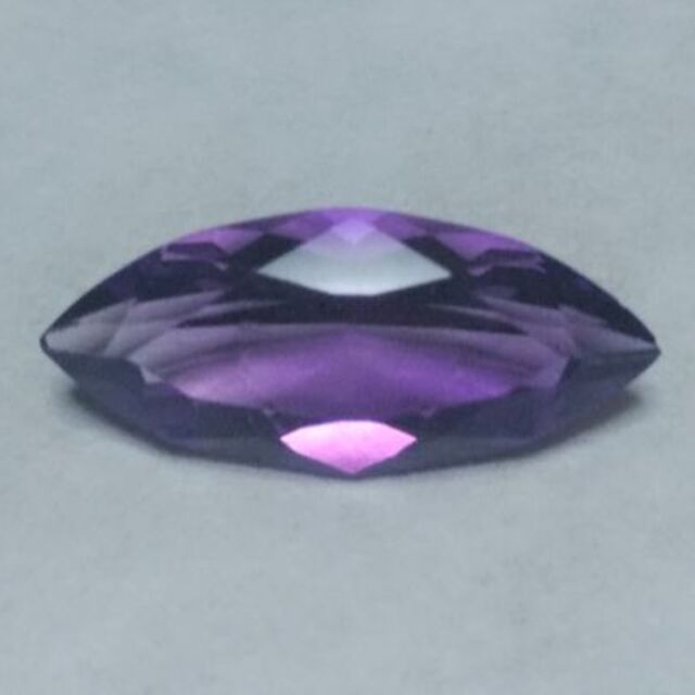 新品 恋愛運お守り 魔除け 天然アメジスト(紫水晶) 裸石 ルース 鑑定済み- 新品 恋愛運お守り 魔除け 天然アメジスト(紫水晶) 裸石 ルース 鑑定済み-