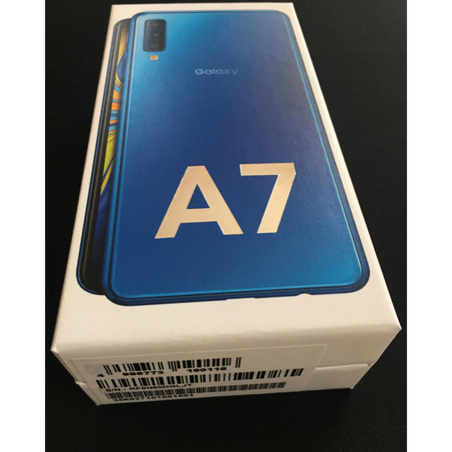 Galaxy(ギャラクシー)のGalaxy A7 ブルー 64GB 新品未開封品 スマホ/家電/カメラのスマートフォン/携帯電話(スマートフォン本体)の商品写真