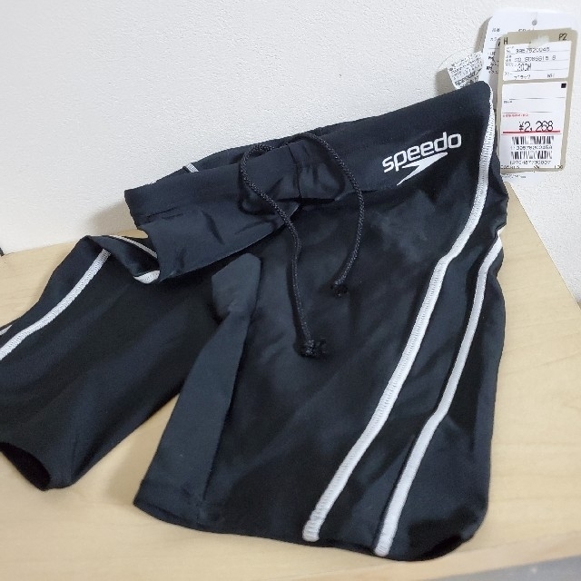 SPEEDO(スピード)のspeed　キッズ　水着　男児　スピード　130　スイミング　ウェア　新品未使用 キッズ/ベビー/マタニティのキッズ服男の子用(90cm~)(水着)の商品写真