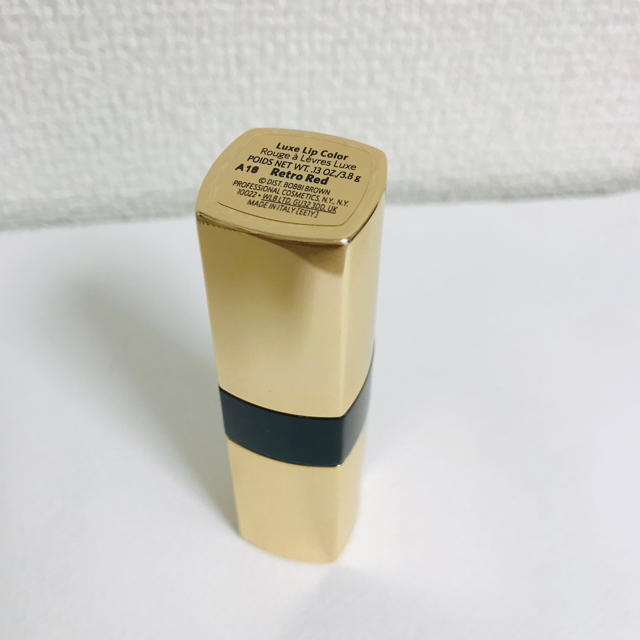 BOBBI BROWN(ボビイブラウン)のBOBBI BROWN リップカラー　レトロレッド コスメ/美容のベースメイク/化粧品(口紅)の商品写真