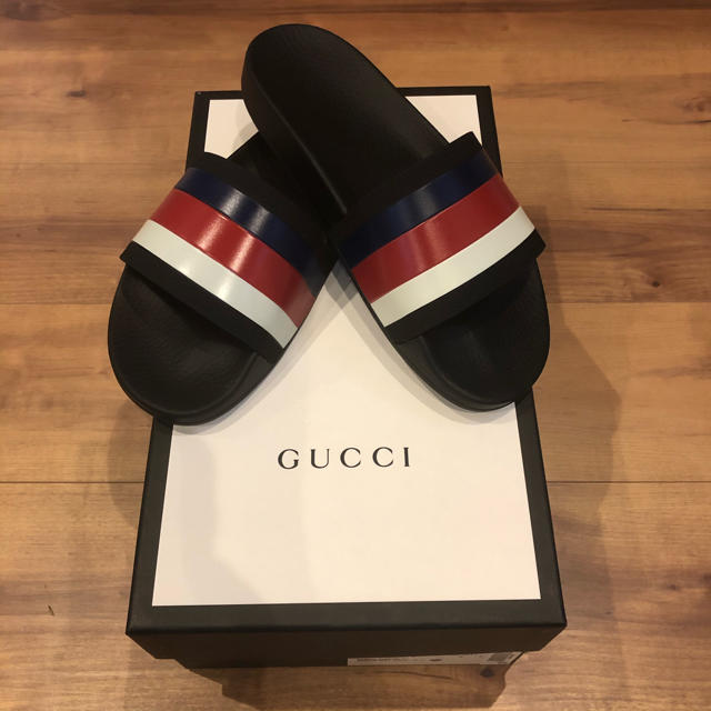 Gucci(グッチ)の【新品未使用】GUCCHIグッチ ウェブスライドサンダル シャワー トリコロール メンズの靴/シューズ(サンダル)の商品写真