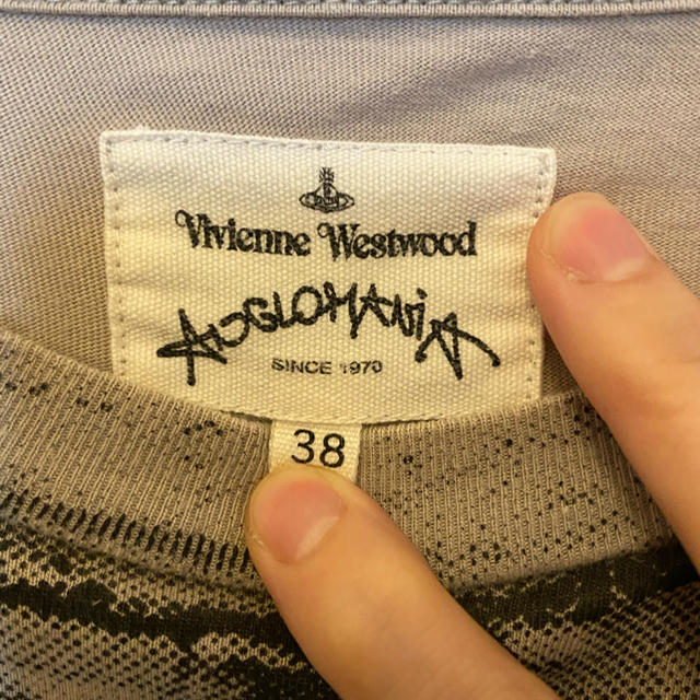 Vivienne Westwood(ヴィヴィアンウエストウッド)のヴィヴィアンウエストウッド　アングロマニア　ロングT シャツ レディースのトップス(Tシャツ(半袖/袖なし))の商品写真