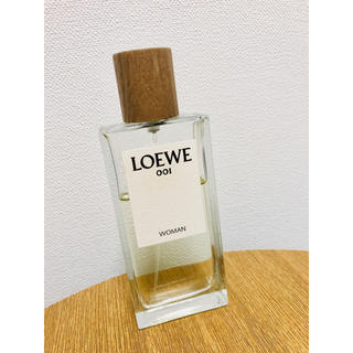 ロエベ(LOEWE)のLOEWE ロエベ 香水 WOMAN 001(香水(女性用))