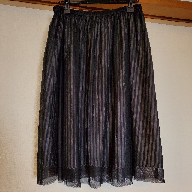 Nuovo(ヌォーボ)の値下げ中！nuovo 美品！ストライプチュールスカート  Lサイズ レディースのスカート(ひざ丈スカート)の商品写真