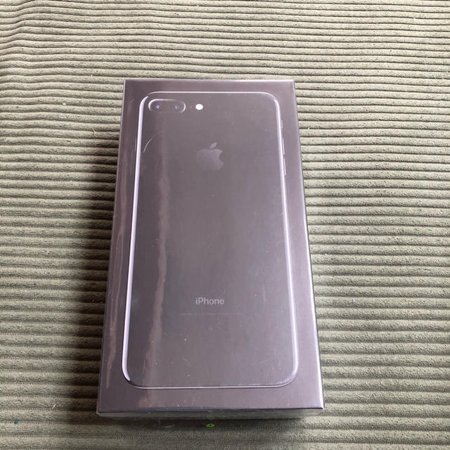 新品 iPhone7 plus 32GB ブラック SIMフリースマホ