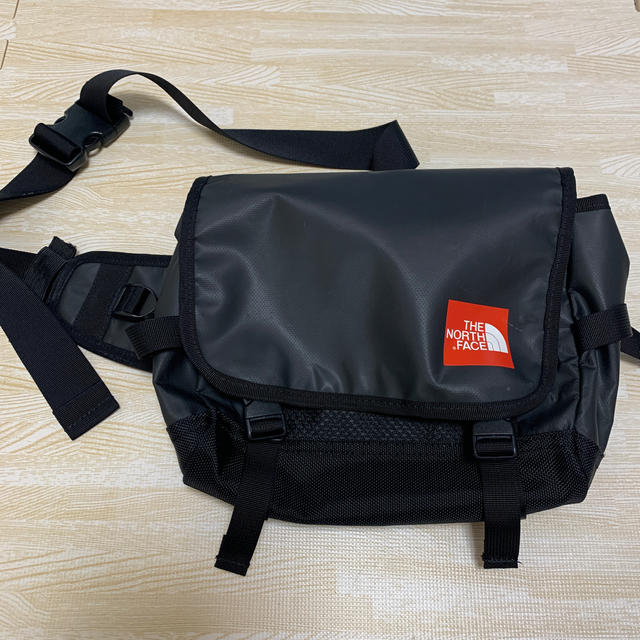 THE NORTH FACE(ザノースフェイス)のノースフェイス⭐︎ショルダーバッグ レディースのバッグ(ショルダーバッグ)の商品写真