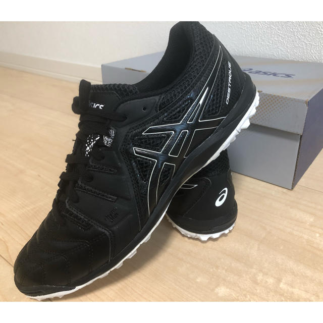 asics(アシックス)の新品未使用　フットサルシューズ　アシックス　デスタッキ　6 TF 27.0cm スポーツ/アウトドアのサッカー/フットサル(シューズ)の商品写真