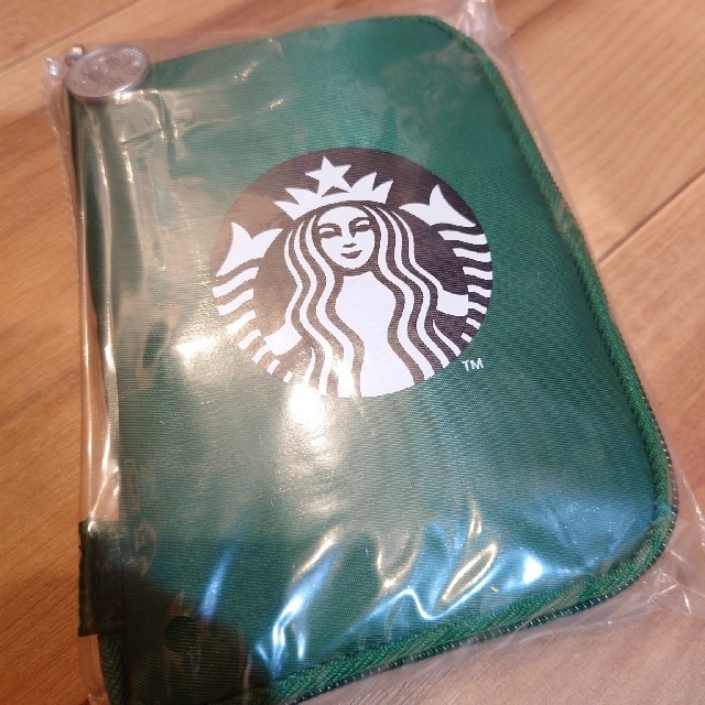 Starbucks Coffee(スターバックスコーヒー)の新品　未開封品　スターバックス　ポケッタブル　エコバッグ　グリーン　人気商品 レディースのバッグ(エコバッグ)の商品写真