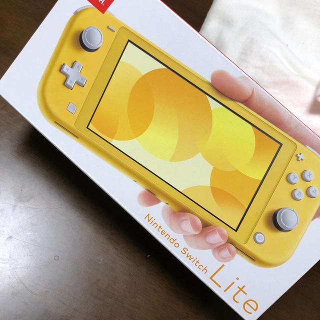 NintendoSwitchLite　イエロー