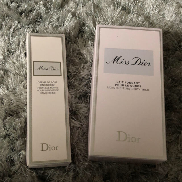 Christian Dior(クリスチャンディオール)のご専用✴︎Miss Dior ハンドクリーム&ボディミルク コスメ/美容のボディケア(ボディローション/ミルク)の商品写真