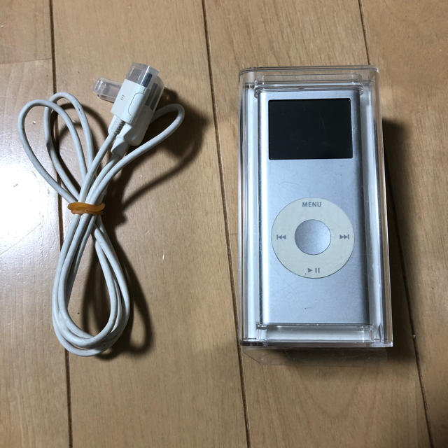 Apple(アップル)のiPod nano 2G スマホ/家電/カメラのオーディオ機器(ポータブルプレーヤー)の商品写真