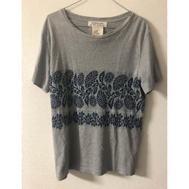 REMI RELIEF(レミレリーフ)の【人気ブランド】レミレリーフ　Tシャツ　グレー　古着 メンズのトップス(Tシャツ/カットソー(半袖/袖なし))の商品写真