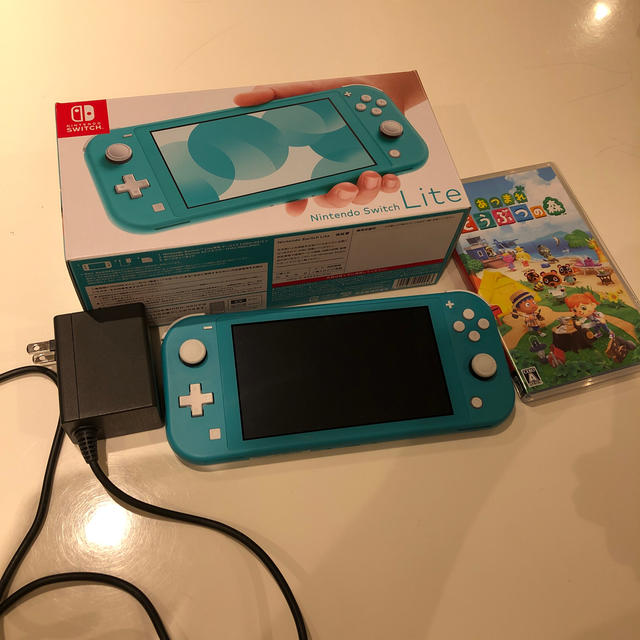 任天堂(ニンテンドウ)のNintendo Switch  Lite ターコイズ エンタメ/ホビーのゲームソフト/ゲーム機本体(家庭用ゲーム機本体)の商品写真