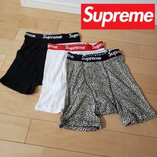 シュプリーム(Supreme)のSupreme Hanes ヘインズ ボクサーブリーフ パンツ3枚セット(ボクサーパンツ)