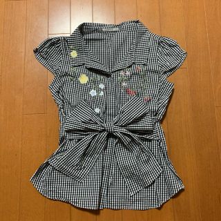 ウィルセレクション(WILLSELECTION)の超美品☆ ウィルセレクションの刺繍入りギンガムチェックブラウス(シャツ/ブラウス(半袖/袖なし))