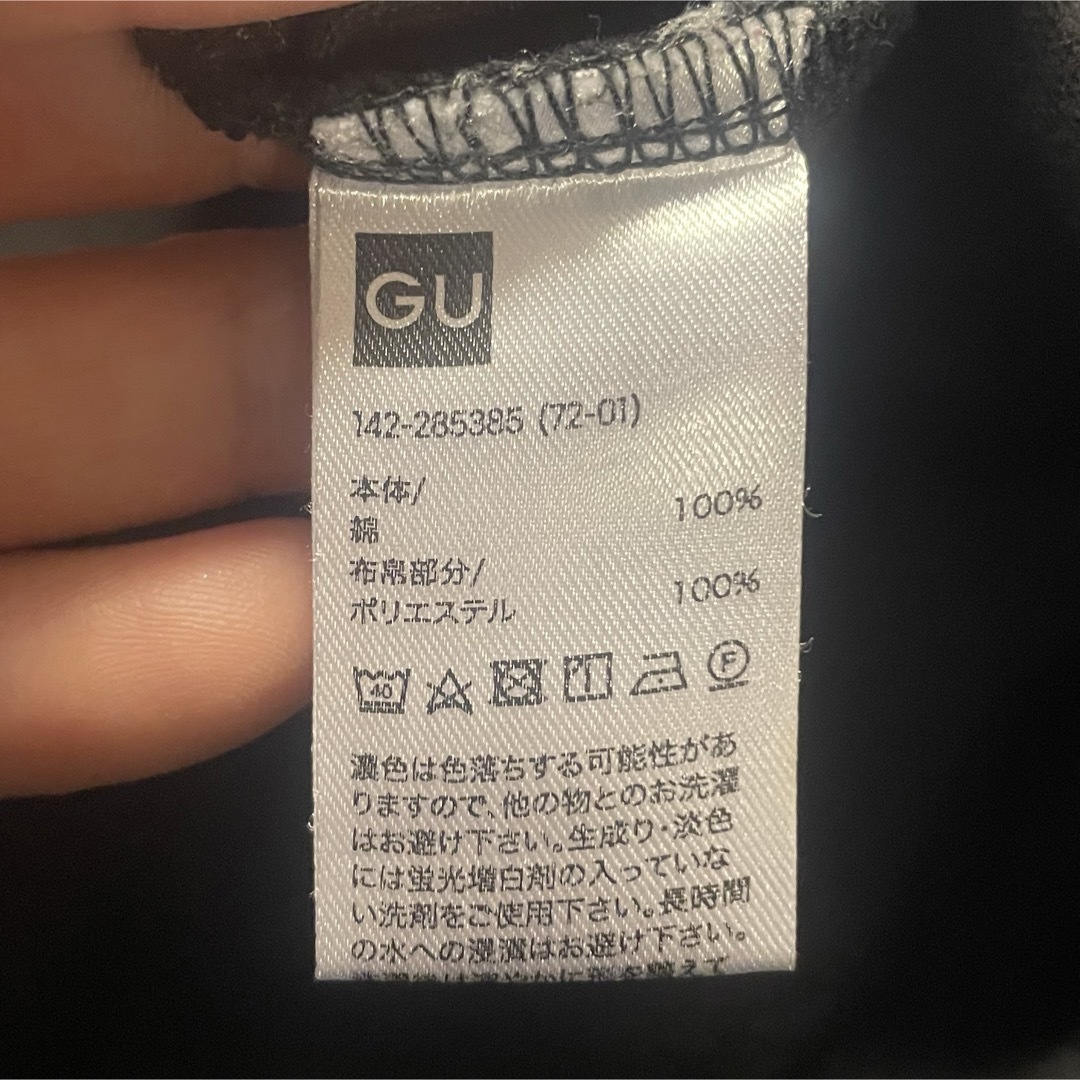 GU(ジーユー)のGU 黒リボンTシャツ　140 キッズ/ベビー/マタニティのキッズ服女の子用(90cm~)(Tシャツ/カットソー)の商品写真