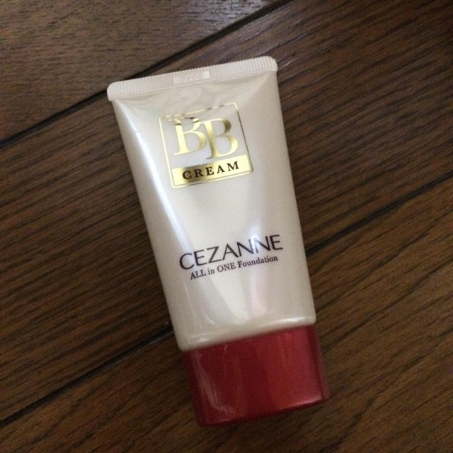 CEZANNE（セザンヌ化粧品）(セザンヌケショウヒン)のセザンヌ BBクリーム コスメ/美容のベースメイク/化粧品(ファンデーション)の商品写真