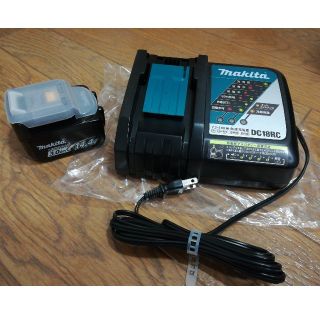 マキタ(Makita)のマキタ　バッテリーと充電器(その他)