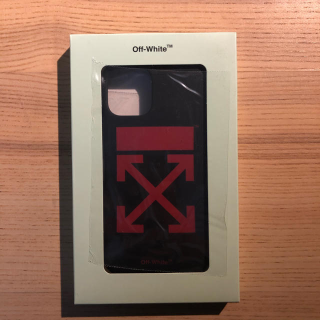 OFF-WHITE iPhone 11 Pro ケース スマホ/家電/カメラのスマホアクセサリー(iPhoneケース)の商品写真