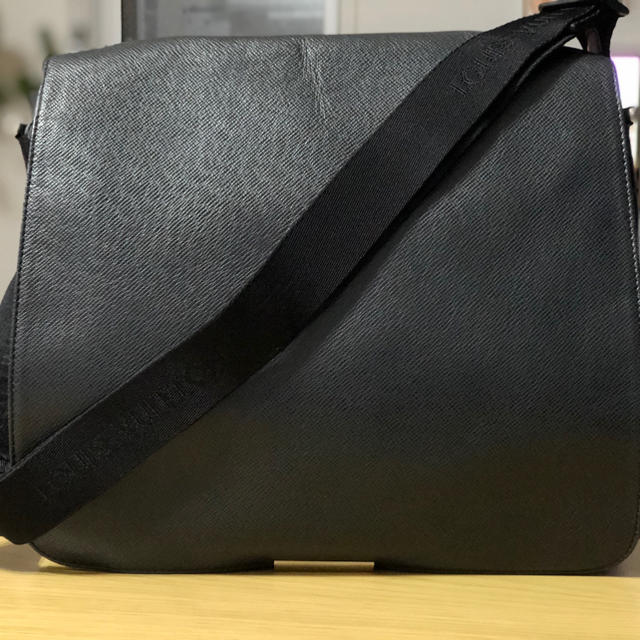ルイヴィトンヴィクトールメッセンジャーバック | www.prakashferrous.com