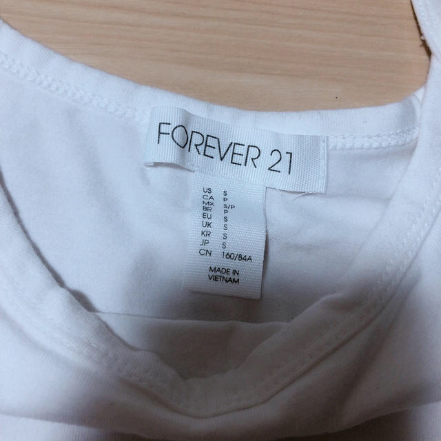 FOREVER 21(フォーエバートゥエンティーワン)のキャミソール Forever21 レディースのトップス(キャミソール)の商品写真