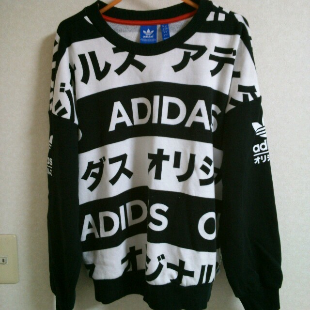 adidas カタカナ スウェット