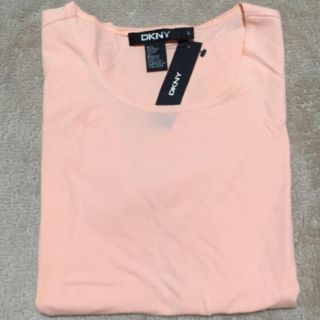 ダナキャランニューヨーク(DKNY)のDKNY 新品トップス ダナキャラン(Tシャツ(半袖/袖なし))