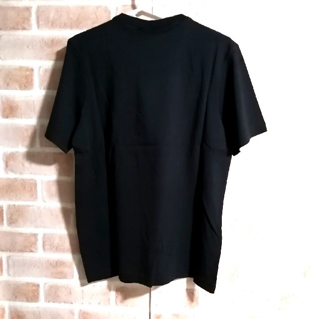 adidas(アディダス)の新品　adidas　Tシャツ　BLACK×GOLD メンズのトップス(Tシャツ/カットソー(半袖/袖なし))の商品写真