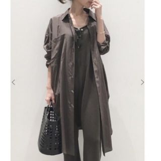 アパルトモンドゥーズィエムクラス(L'Appartement DEUXIEME CLASSE)のアパルトモン Satin oversizeシャツ(シャツ/ブラウス(長袖/七分))