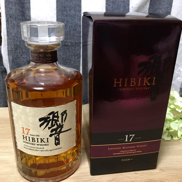 超目玉枠】 サントリー 響17年 700ml 新品未開封 HIBIKI SUNTORY 食品