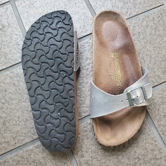 BIRKENSTOCK(ビルケンシュトック)のBIRKENSTOCK　37  24cm　pricedown↓ レディースの靴/シューズ(サンダル)の商品写真