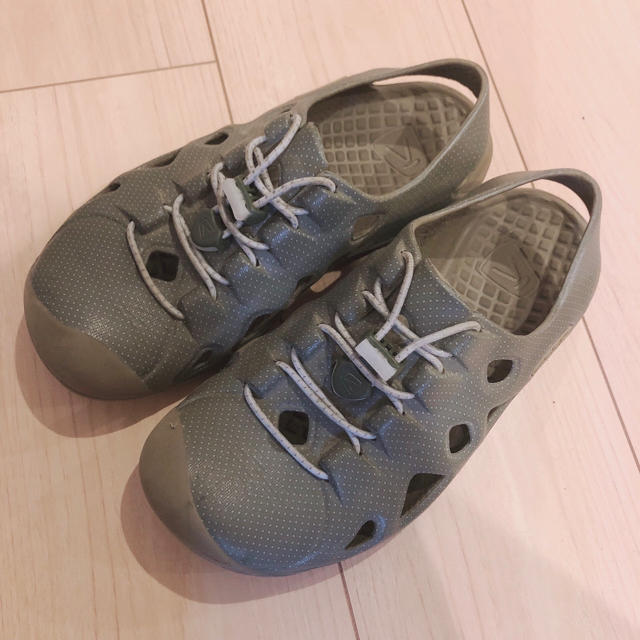 KEEN(キーン)のKEEN×THE PARK SHOPサンダル22cm キッズ/ベビー/マタニティのキッズ靴/シューズ(15cm~)(サンダル)の商品写真