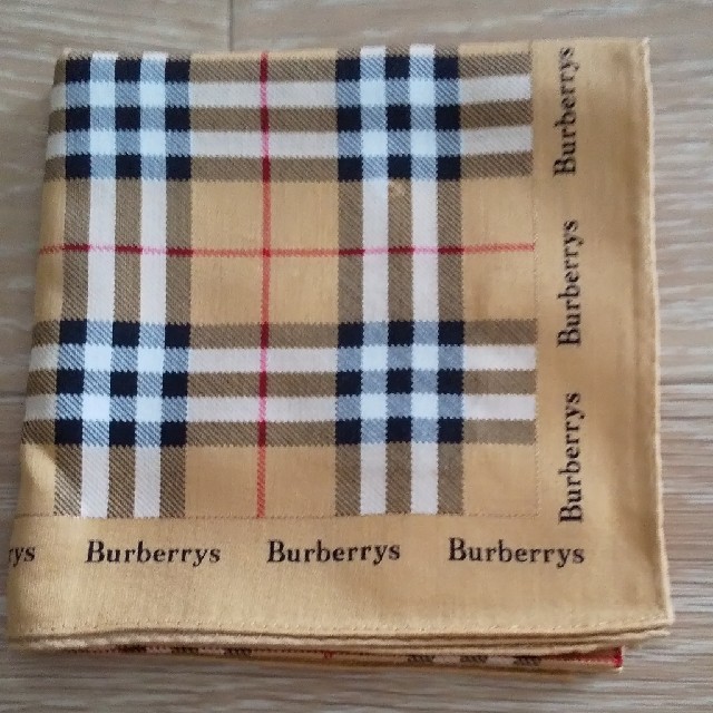 BURBERRY(バーバリー)のバーバリー ハンカチ ノバチェック burberrys 大判はんかち レディースのファッション小物(ハンカチ)の商品写真