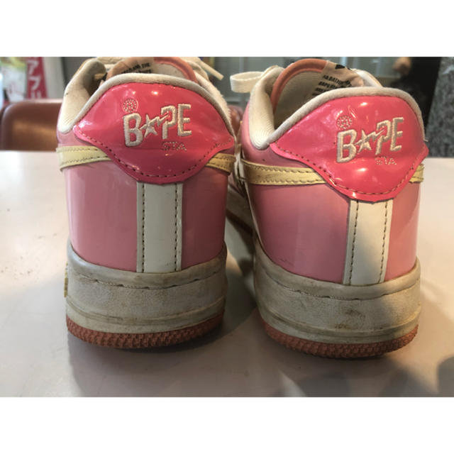 A BATHING APE(アベイシングエイプ)のAPE BAPESTA US6 メンズの靴/シューズ(スニーカー)の商品写真