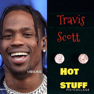 トラビススコット　Travis Scott メンズピアス　大きめダイヤ風　2個(ピアス(両耳用))