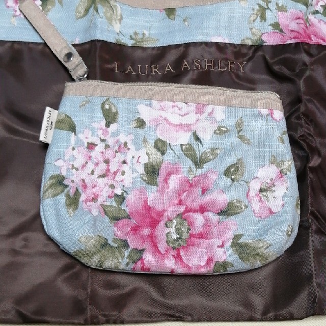 LAURA ASHLEY(ローラアシュレイ)のローラアシュレイ　エコバッグ レディースのバッグ(エコバッグ)の商品写真