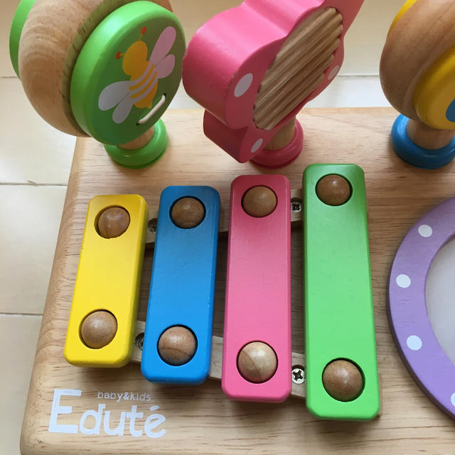 Edute エデュテ ファースト ミュージック セット 音楽 楽器 木製おもちゃ キッズ/ベビー/マタニティのおもちゃ(楽器のおもちゃ)の商品写真