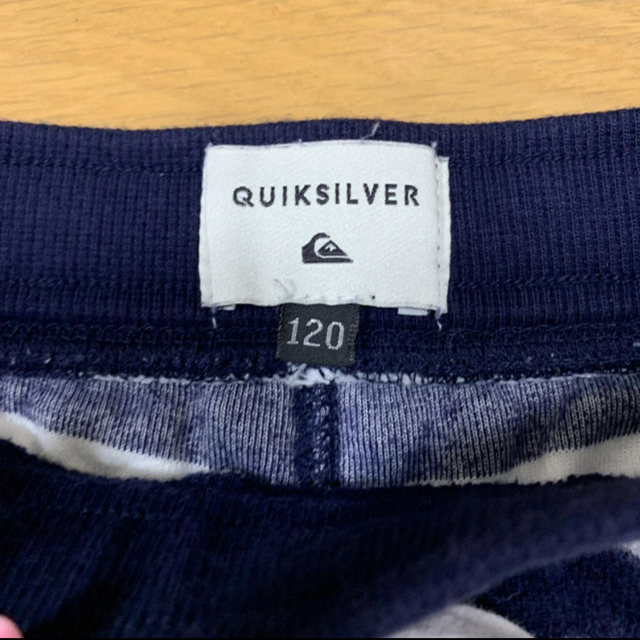 QUIKSILVER(クイックシルバー)のQUIKSILVER   120 ボーダー タオル地 最終SALE キッズ/ベビー/マタニティのキッズ服男の子用(90cm~)(パンツ/スパッツ)の商品写真
